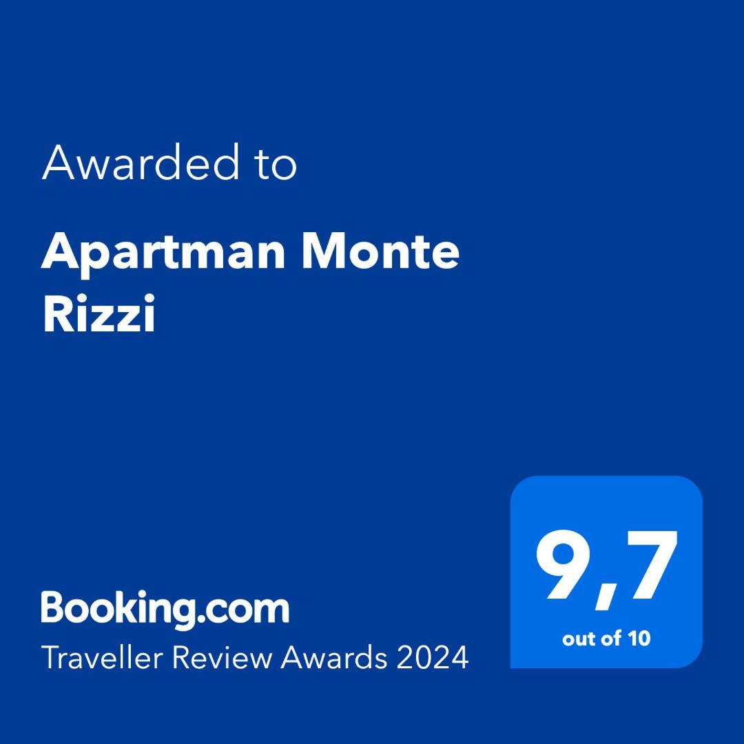 Apartman Monte Rizzi Lägenhet Pula Exteriör bild